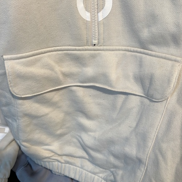 ALO Yoga Solar Hoodie - Picture 2 of 7